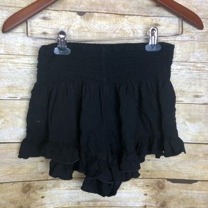 Hollister flowy shorts size medium
